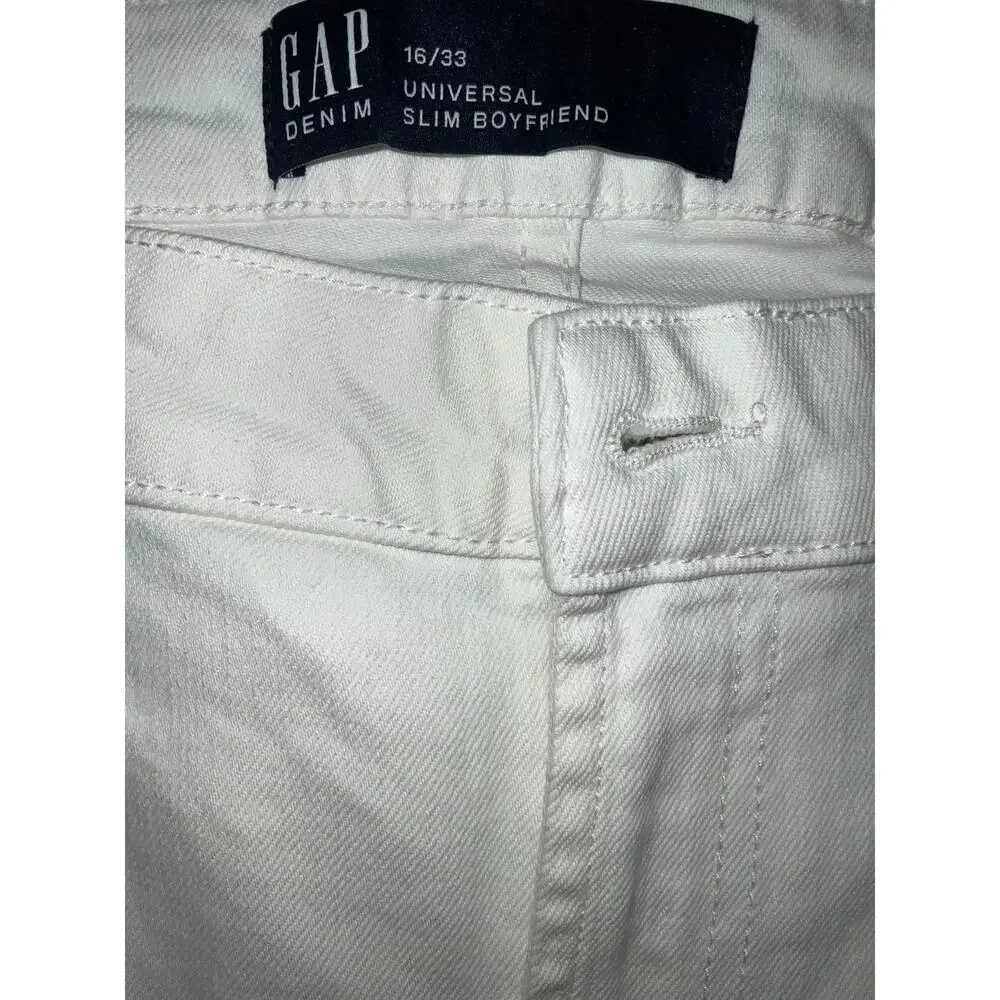 Gap Universal Slim Boyfriend White Jeans Size 16/33